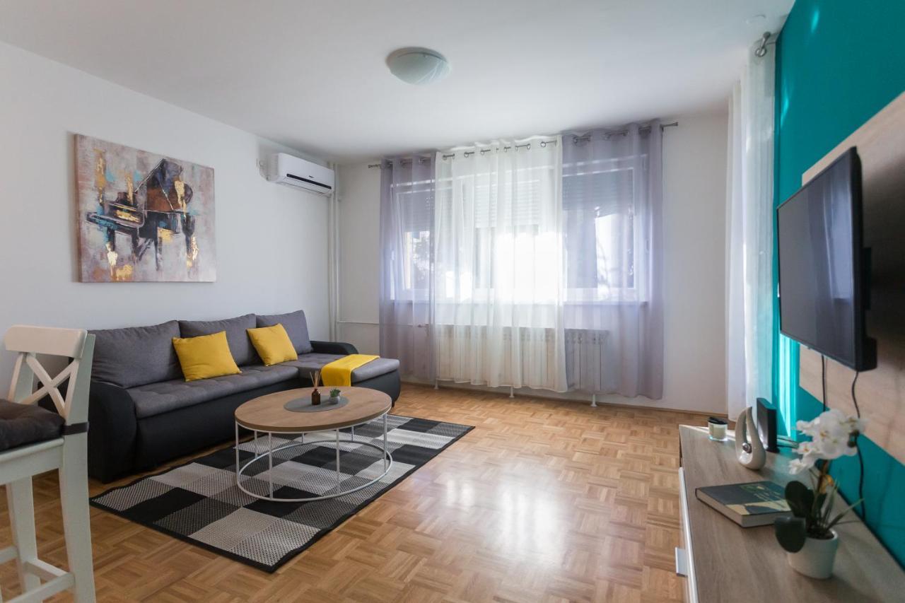 Apartman Lariva Осиек Экстерьер фото