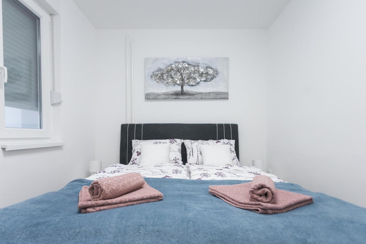 Apartman Lariva Осиек Экстерьер фото